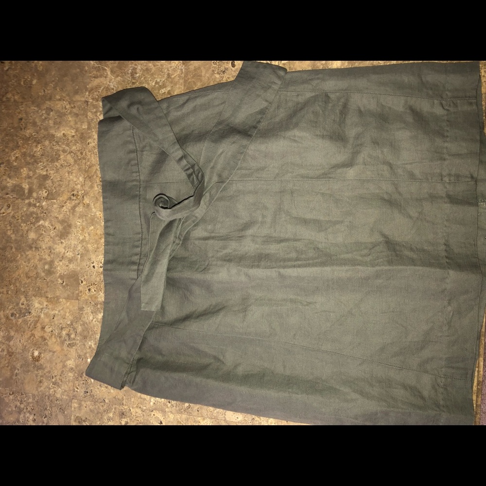Gray pencil skirt- never worn